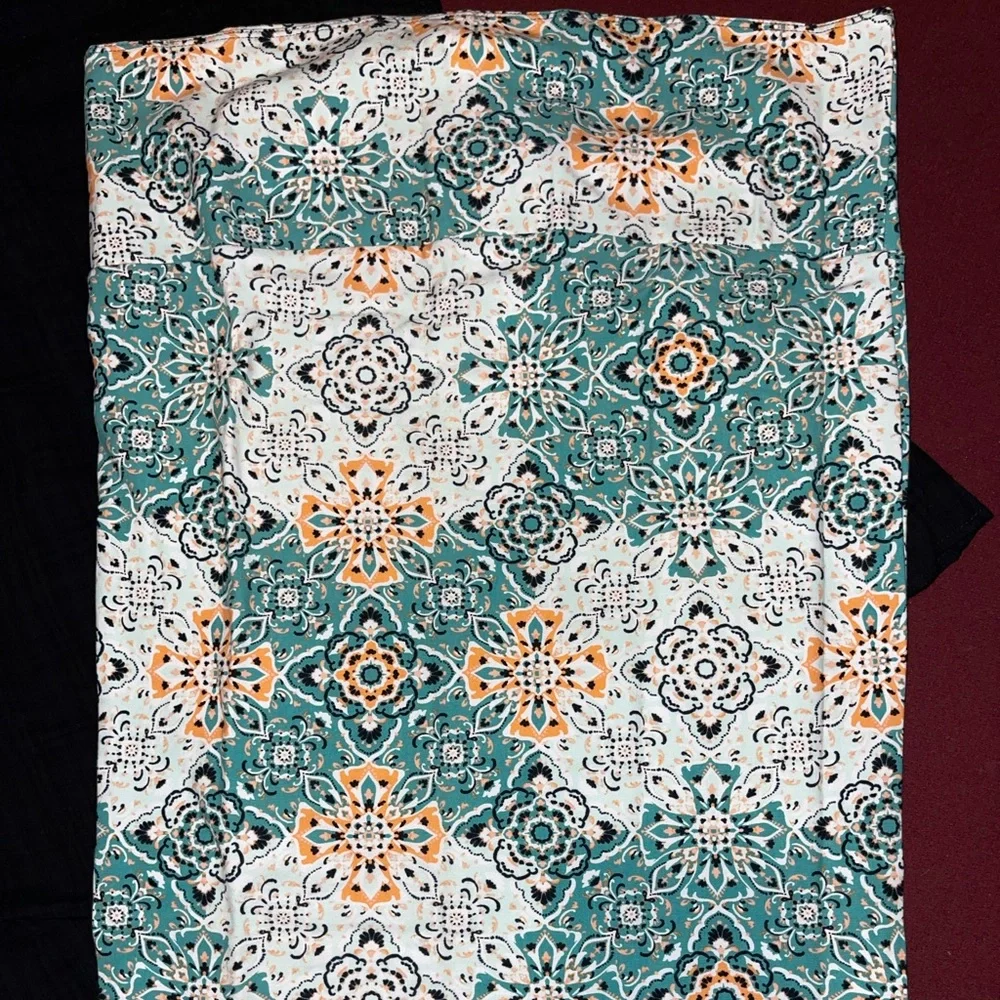 Torrid SIZE 00 Outfit (Skirt‎ and Blouse ) - Picture 4 of 5